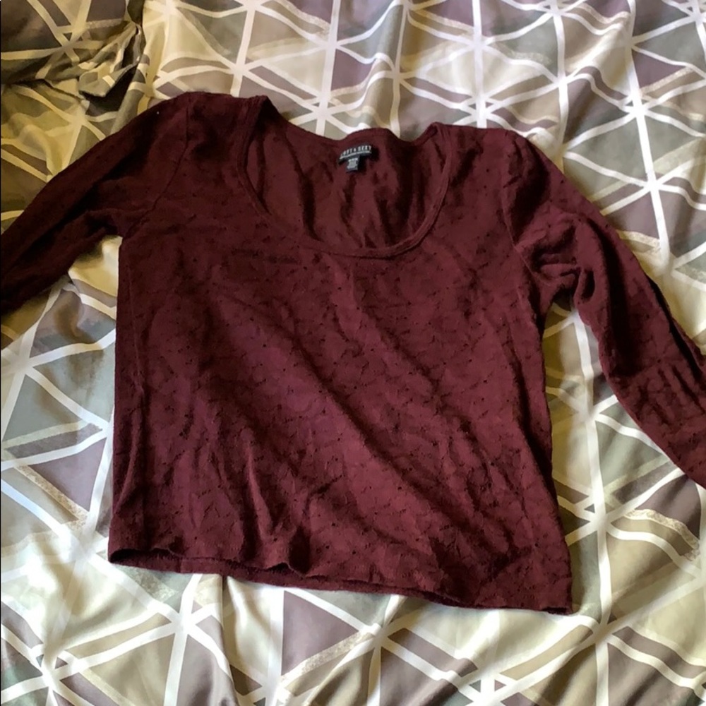 American Eagle burgundy long sleeve crop top